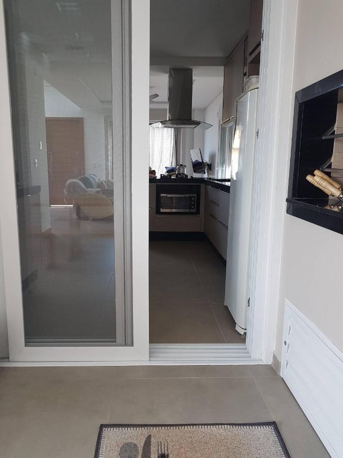 Casa Nova Confortavel E Aconchegante Гаропаба Екстериор снимка