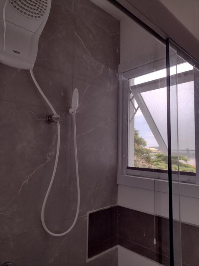 Casa Nova Confortavel E Aconchegante Гаропаба Екстериор снимка