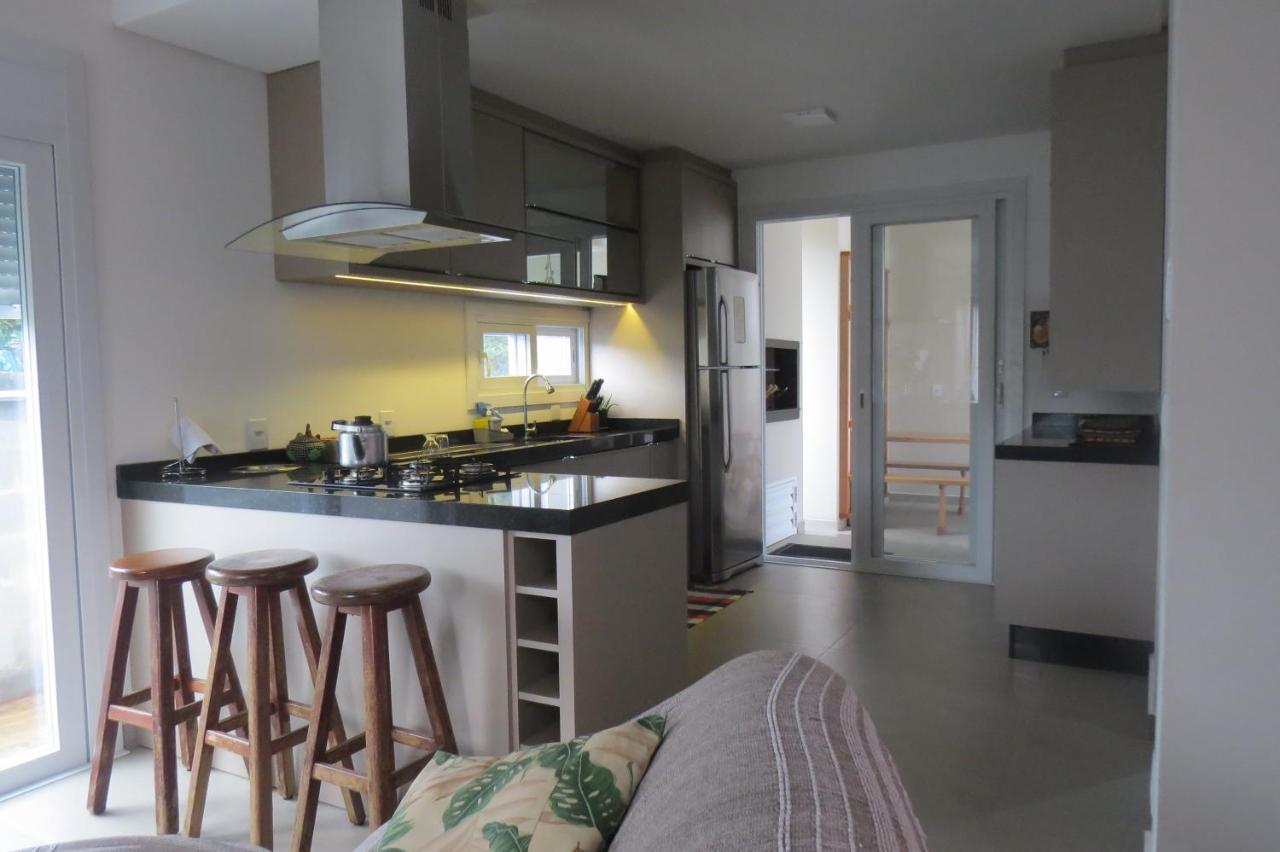 Casa Nova Confortavel E Aconchegante Гаропаба Екстериор снимка